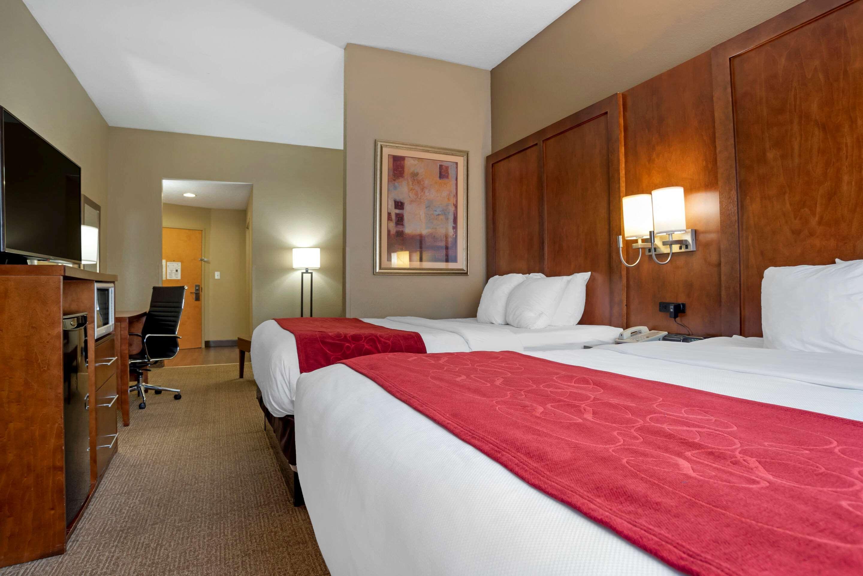 Comfort Suites Oxford I-20 Exit 188 Exterior photo