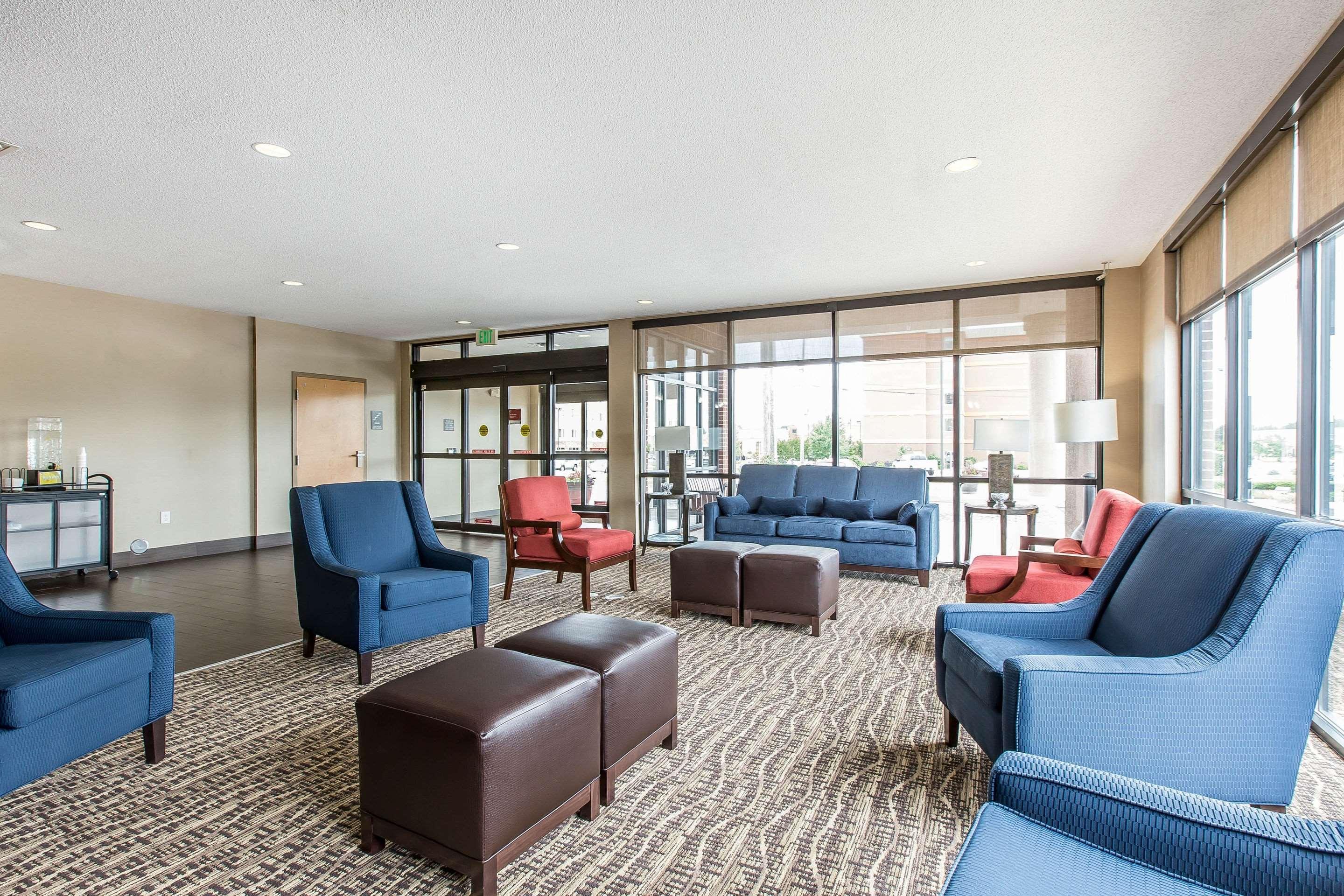Comfort Suites Oxford I-20 Exit 188 Exterior photo