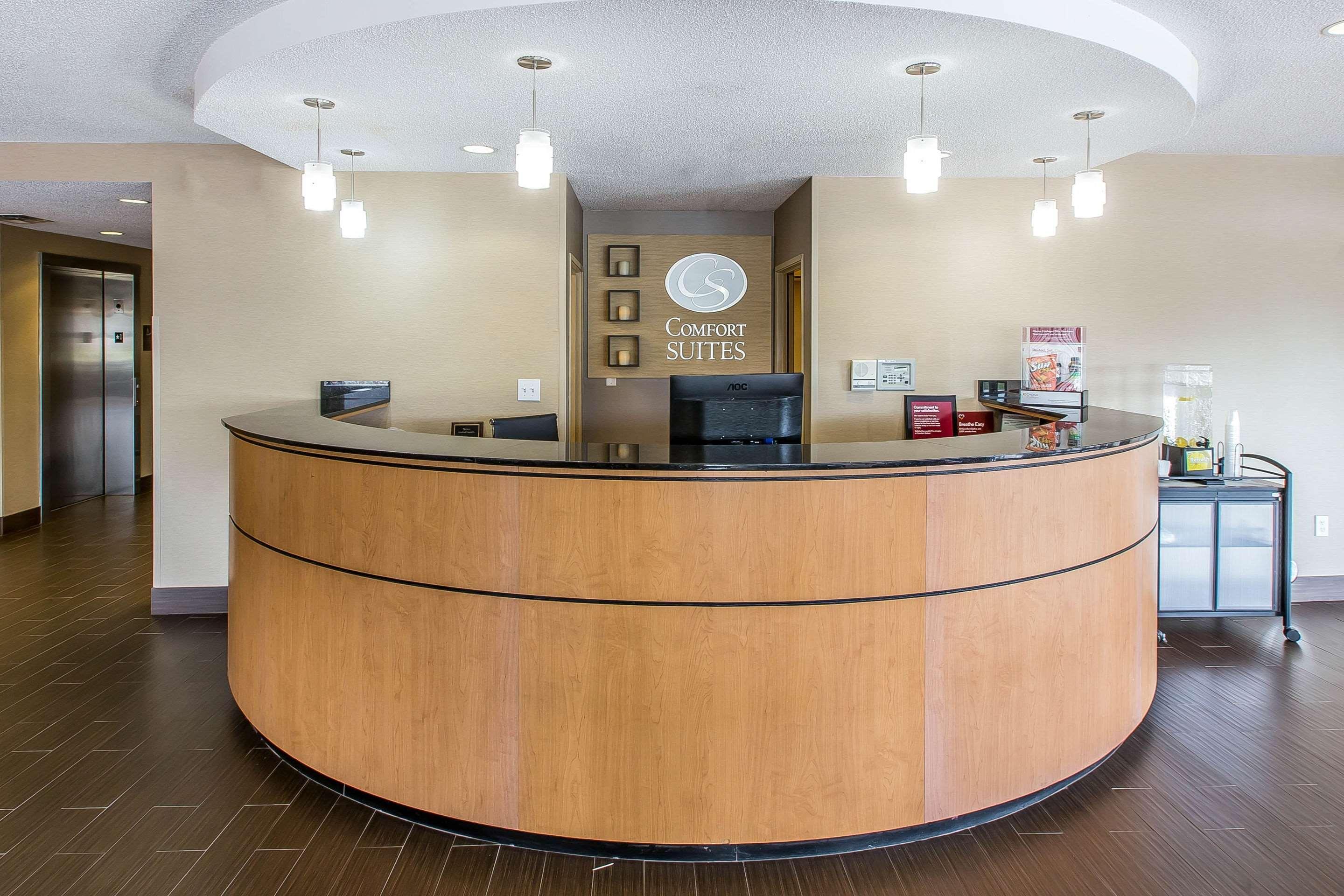 Comfort Suites Oxford I-20 Exit 188 Exterior photo